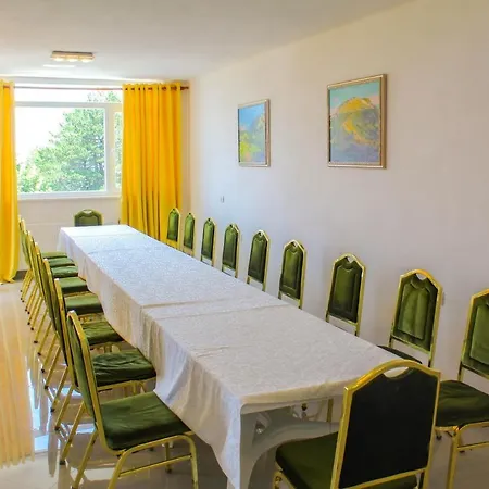 Hotel Shkreli Qafeshtame