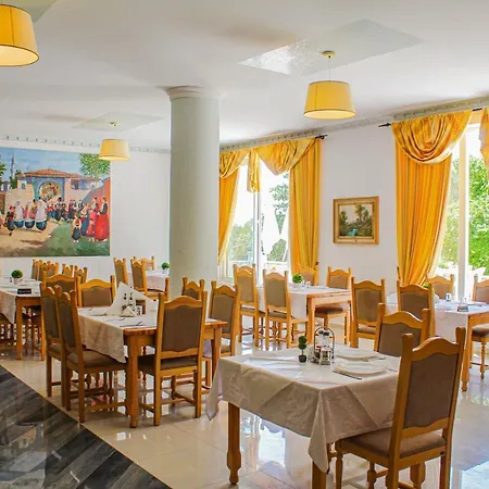 Shkreli Qafeshtame Hotel Cudhi-Kamt