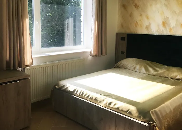 Hotel Shkreli Qafeshtame 4*